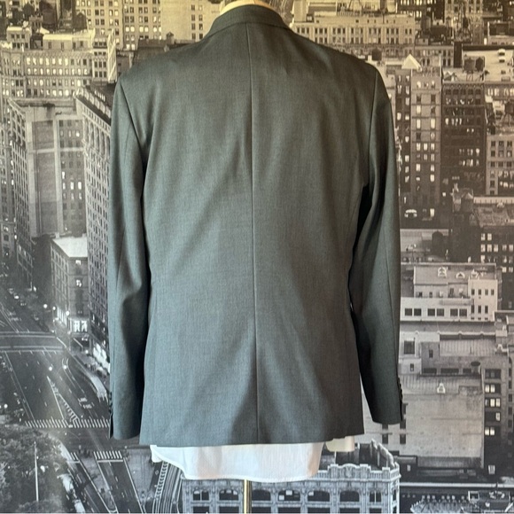 🎯SOLD🎯 Banana Republic Slim Fit Suit Jacket/Blazer NWT - Picture 2 of 10